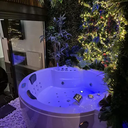 Erotic * Fresnes-sur-Escaut